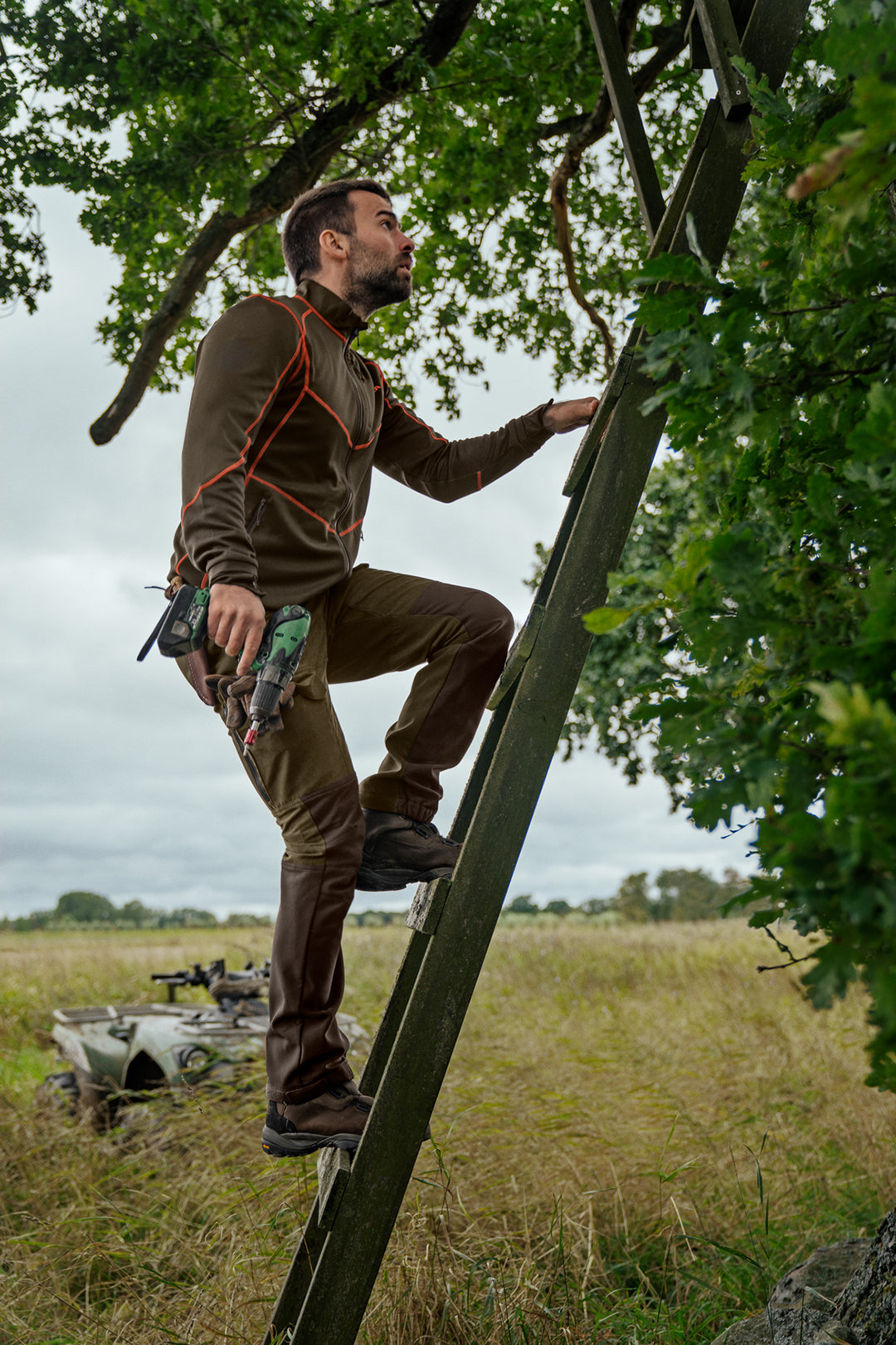 Scandinavian byxor WILLOW GREEN/DEEP BROWN / 46