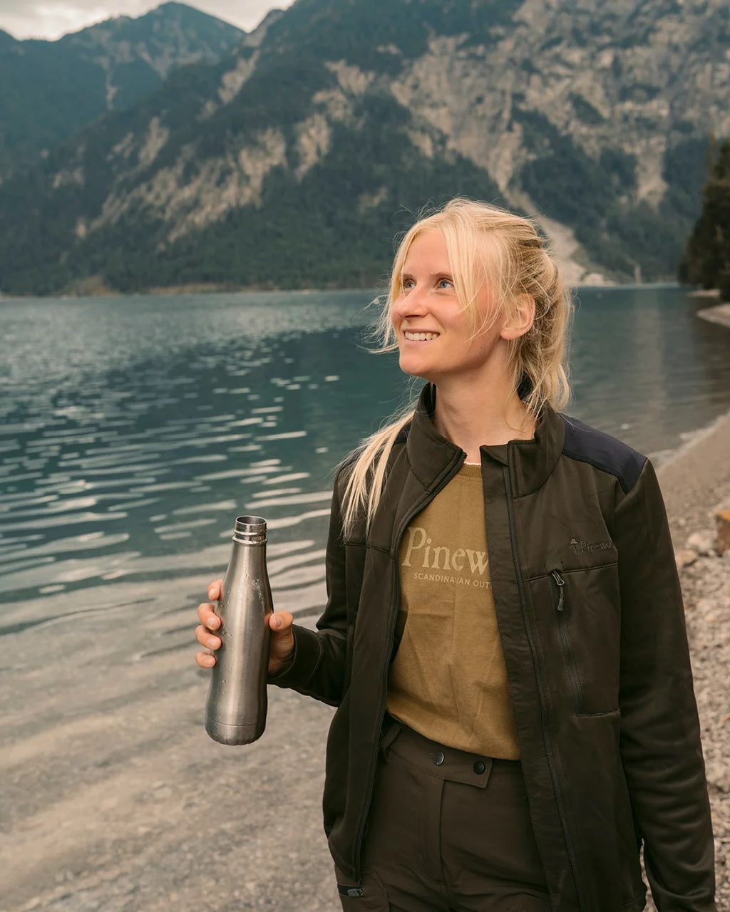 Outdoor Life T-shirt Women OLIVE / M