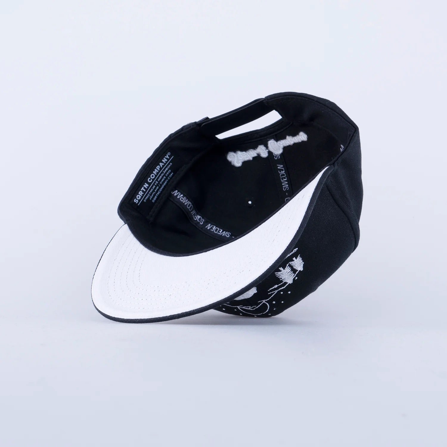 Into The Wild Keps BLACK / ONE SIZE