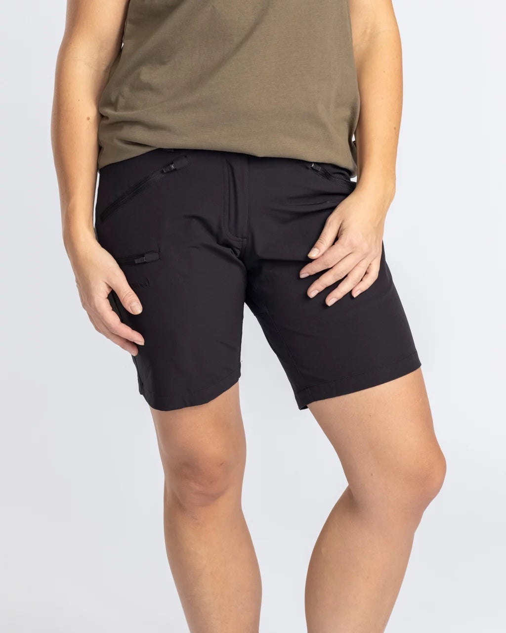 Abisko Light Stretch Shorts Dam MOSSGRÖN / 34