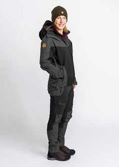Jacka Finnveden Hybrid Extreme Dam SVART / L
