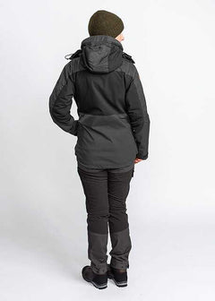 Jacka Finnveden Hybrid Extreme Dam SVART / L